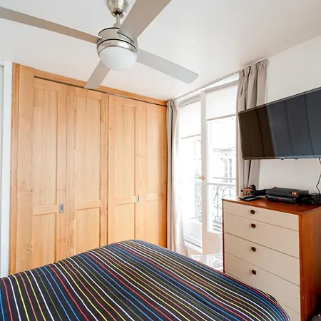 Charming Studio Renovated In The Marais 아파트 파리